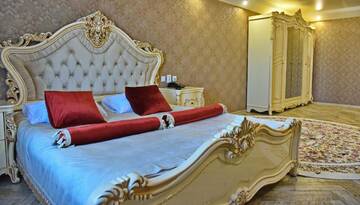 Фото номера Улучшенный двухместный номер с 1 кроватью Отель BANQUETING &amp; GUEST HOUSE ПОМЕСТЬЕ г. Костанай 10